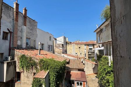 Studio Quartier Rotonde proximité ESDAC - Photo 2