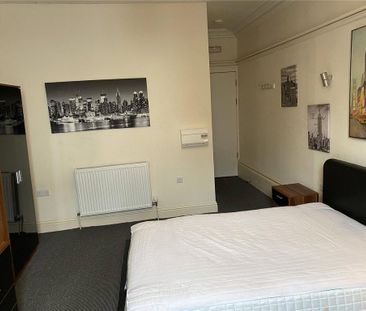 House share to rent - Photo 4