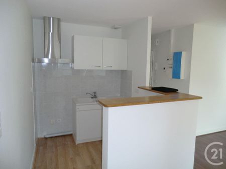 Location Appartement 3 pièces 55m² BRIVE LA GAILLARDE 19100 - Photo 3