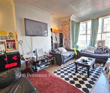 5 Bedroom Property Hyde Park - Photo 4
