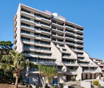 Immaculately Presented Unit in Rainbow Bay - Perfect for Entertaining - Photo 2