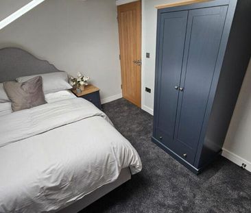 1 bedroom in a house share to rent - Photo 3