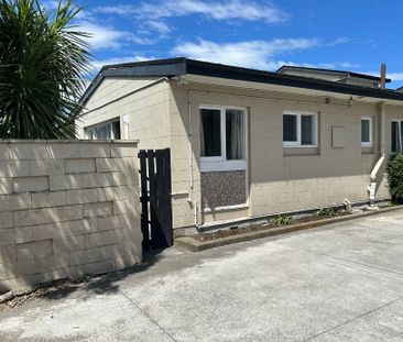 4/23 Frederick St | $425 weekly - Photo 5