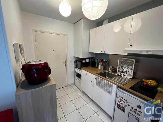 Location Appartement 2 pièces 26m² - Photo 1