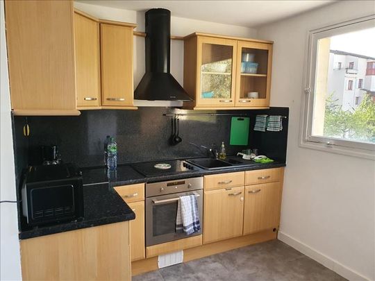 3 pièces - Meublé - 65 m² - RDC - Colocation non autorisée - Photo 1