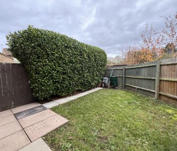 2 bedroom semi-detached house to rent - Photo 5