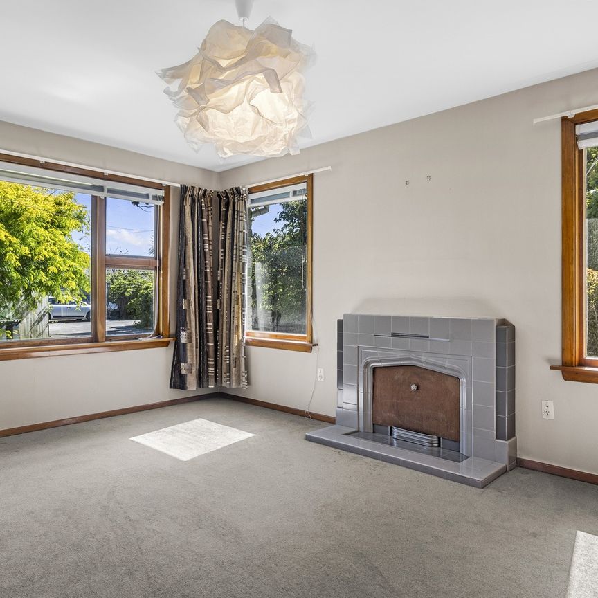 Family Home in Richmond - Photo 1