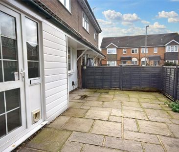 2 bedroom terraced house to rent - Photo 3