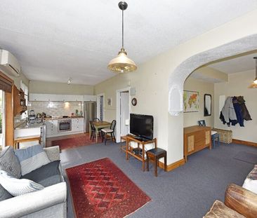 1 Bedroom home in a great location! - Photo 2