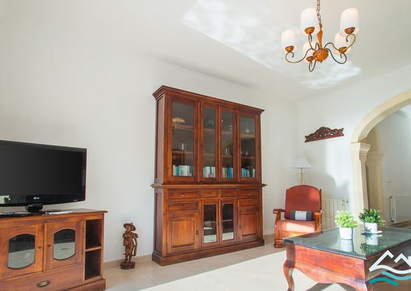 VILLA FOR RENT ALL YEAR ROUND WITH PRIVATE POOL IN MORAIRA