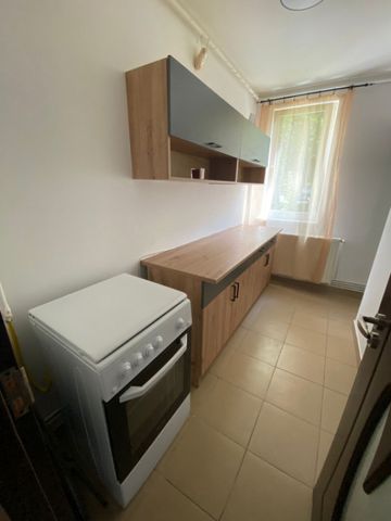 Garsoniera 40 mp, parter, zona Garii - Fotografie 5