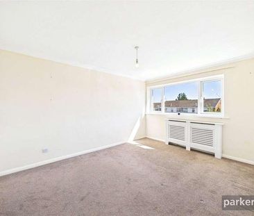 Osterley Drive, Caversham, Reading, Berkshire, RG4 - Photo 2