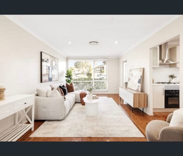 Location! Location! Elegant Family Living with Multiple Living Zone... - Photo 2