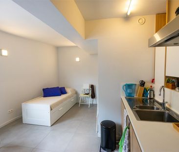 Moderne studio op wandelafstand van het station - Photo 3