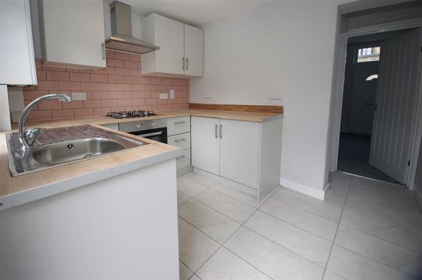 2 bedroom house to rent - Photo 1