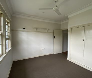 3 Bedroom Family Home. - Photo 2
