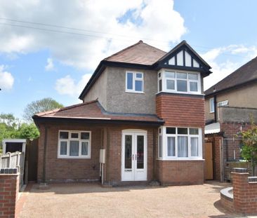 3 bedroom detached house to rent - Photo 3