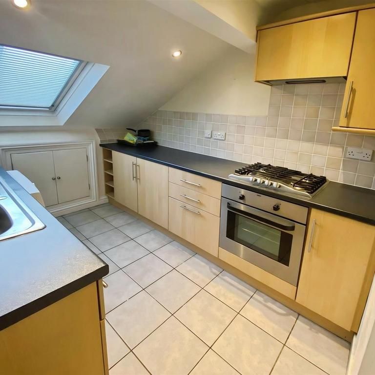 1 bedroom flat to rent - Photo 1