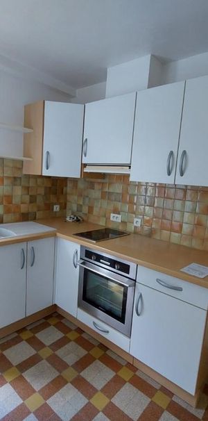 Location Appartement 1 pièce 37m² ROUXMESNIL BOUTEILLES 76370 - Photo 1