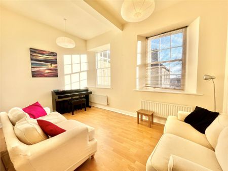 Lanesborough Court, Gosforth, Newcastle Upon Tyne, NE3 - Photo 5