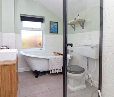 2 bedroom terraced house to rent - Photo 6