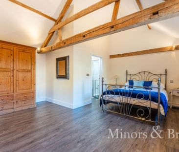 Witton, Manor Farm Barns - Photo 3