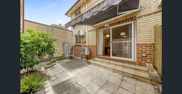 North facing Townhome in Peaceful Garden Setting - Photo 1