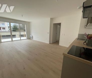 MONT-SAINT-AIGNAN : APPARTEMENT récent F3 61,45 m2 + parking et cel... - Photo 6