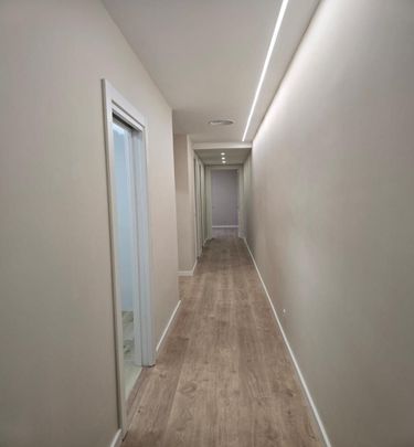 Piso de alquiler en Carrer de la Marina, 300, Sagrada Família - Photo 1