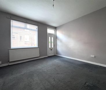 New Street, Worsbrough Dale, S70, Barnsley - Photo 5