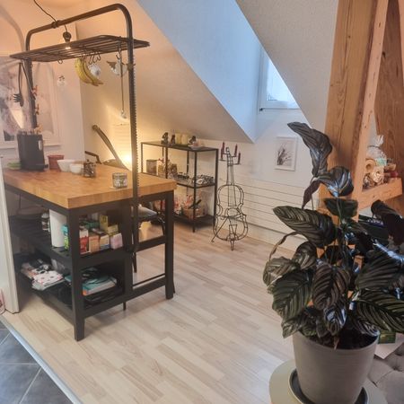 Heimelige 2.5 Zimmer-Dachwohnung an zentraler Lage - Foto 2