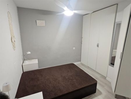 Piso de alquiler en Calle al Andalus, 16, Montemar - Photo 2