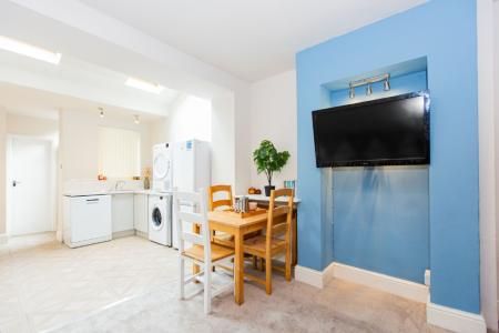 Charnwood Grove, West Bridgford, NG2 - Photo 4