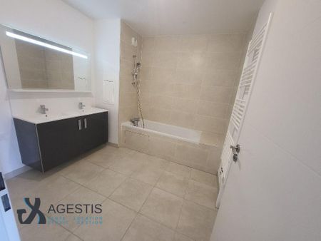 APPARTEMENT T3 69M - Photo 5