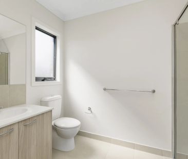 TWO brand new properties available now for lease - introducing 16 a... - Photo 6