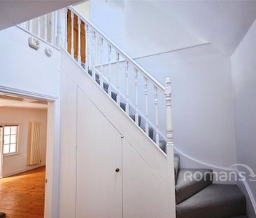 2 bedroom semi-detached house to rent - Photo 6