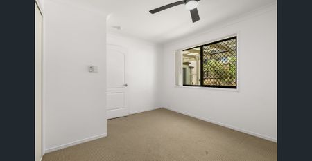 Family Home with Solar Electricity - Photo 2