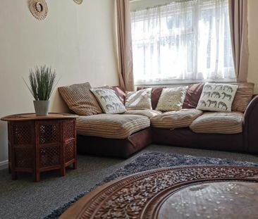 3 bedroom house to rent - Photo 1