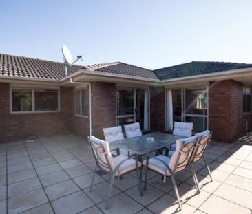 Hurry to Halswell- for January Move In - Photo 5