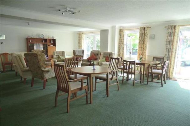 1 bedroom retirement property to rent - Photo 1