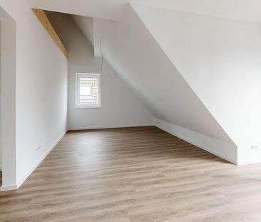 Moderne 3-Zimmer Dachgeschosswohnung im Herzen von Paderborn zu ver... - Photo 2