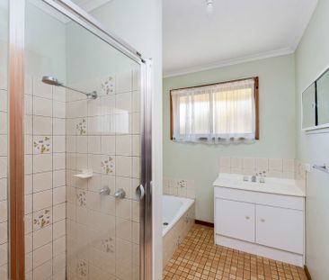 1/12 Retreat Road, Flora Hill - Photo 4