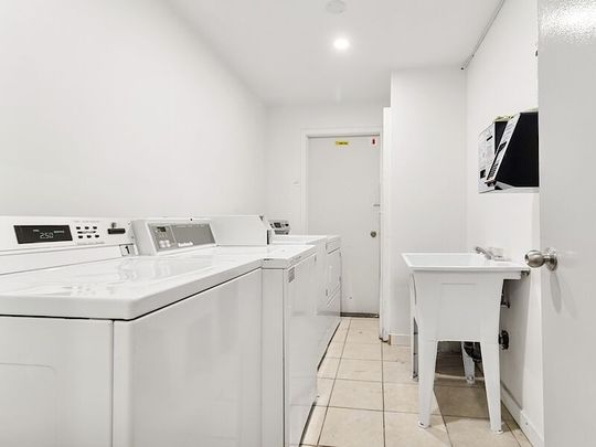 3454 Aylmer, Montréal, QC - Photo 1