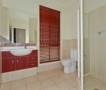 Varsity Lakes - Photo 2