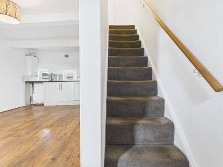 2 bedroom cottage to rent - Photo 5