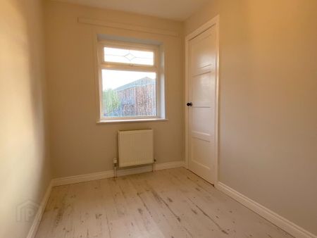 26 Jacksons Road, Holywood, BT18 9EZ - Photo 4