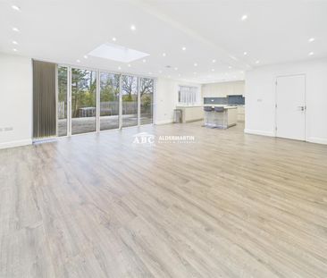 Edgwarebury Lane, HA8 8QL - Photo 4