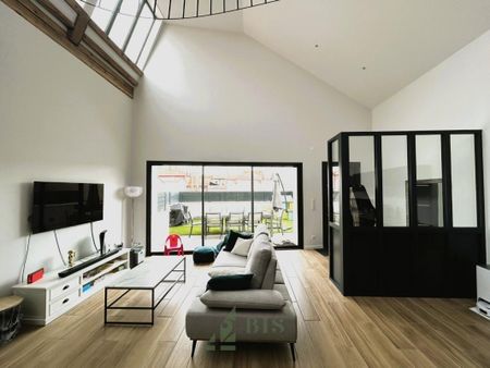 Location Maison 144m² ROANNE 42300 - Photo 2
