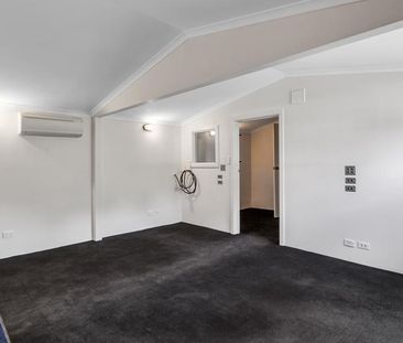 45 Whiteley Drive - Photo 3