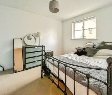 3 bedroom end of terrace house to rent - Photo 5